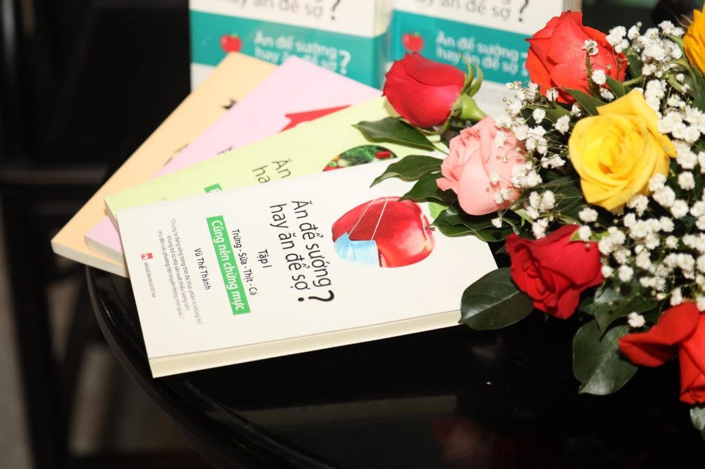 Tác giả mong muốn, bộ sách sẽ cũng cấp nhiều kiến thức cho những người nội trợ, giới văn phòng...