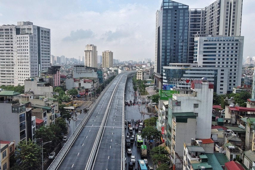 Dự án đường Vành đai 2 là tuyến giao thông nội đô Hà Nội, chạy qua Vĩnh Tuy - Minh Khai - Đại La - Ngã Tư Vọng - Trường Chinh - Ngã Tư Sở… tạo thành vòng tròn khép kín.