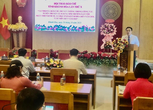 Hội thảo báo chí về tuyên truyền về bảo vệ môi trường ở Khánh Hòa.