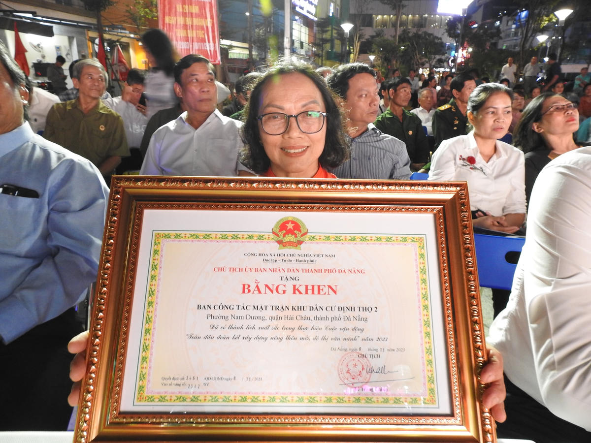 Tập thể, cá nhân tiêu biểu được khen thưởng tại Ngày hội. Ảnh: Thanh Tùng.