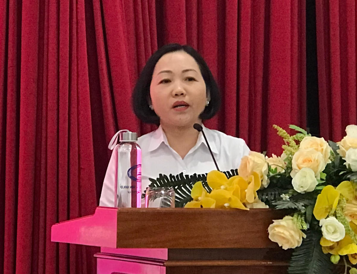 Bà Nguyễn Thị Thu Cúc - Phó Bí thư Thành uỷ, Chủ tịch UBND thành phố Thủ Dầu Một phát biểu tại Hội nghị tổng kết.