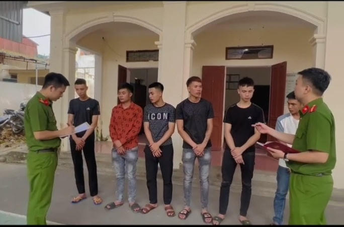 2 nhóm thanh niên biến đám cưới thành ‘đấu trường’