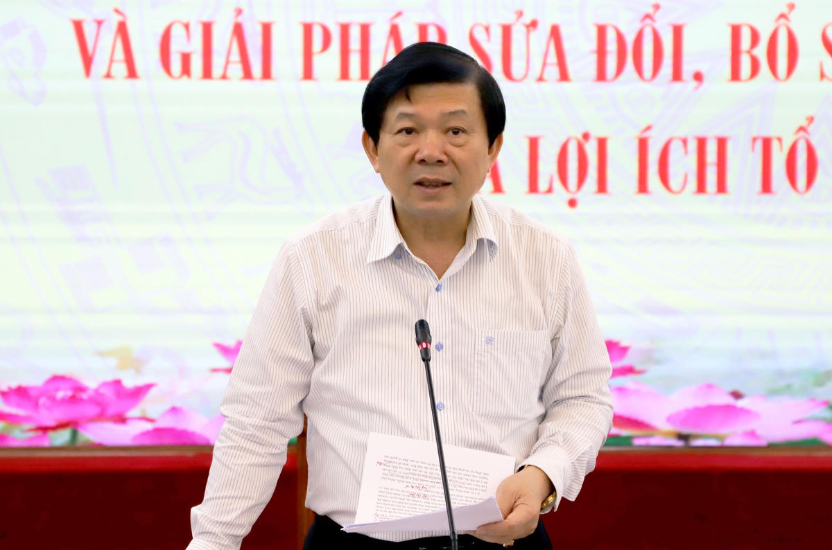 Phó Chủ tịch UBTƯ MTTQ Việt Nam Nguyễn Hữu Dũng phát biểu kết luận Hội thảo.