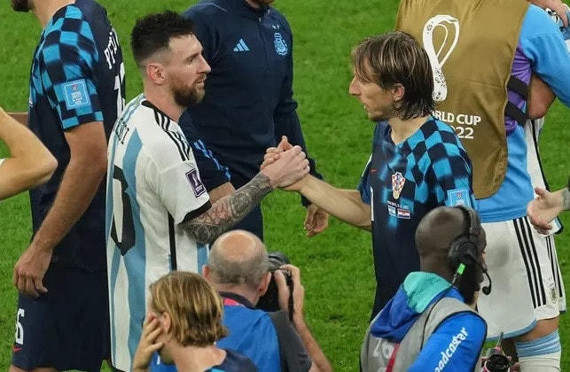 Messi và Modric đang khiến tất cả phải ngả mũ khâm phục những màn trình diễn siêu đẳng của họ.