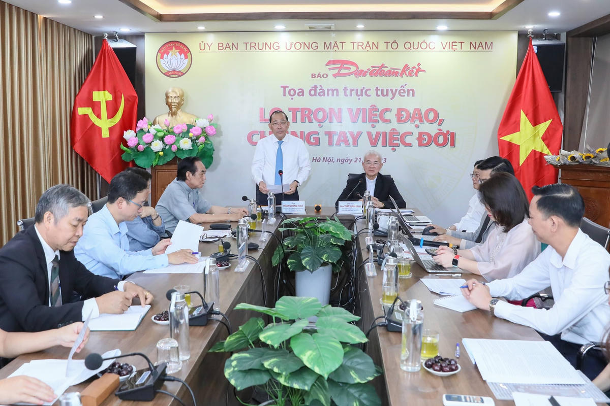 Quang cảnh buổi tọa đàm. Ảnh: Quang Vinh.