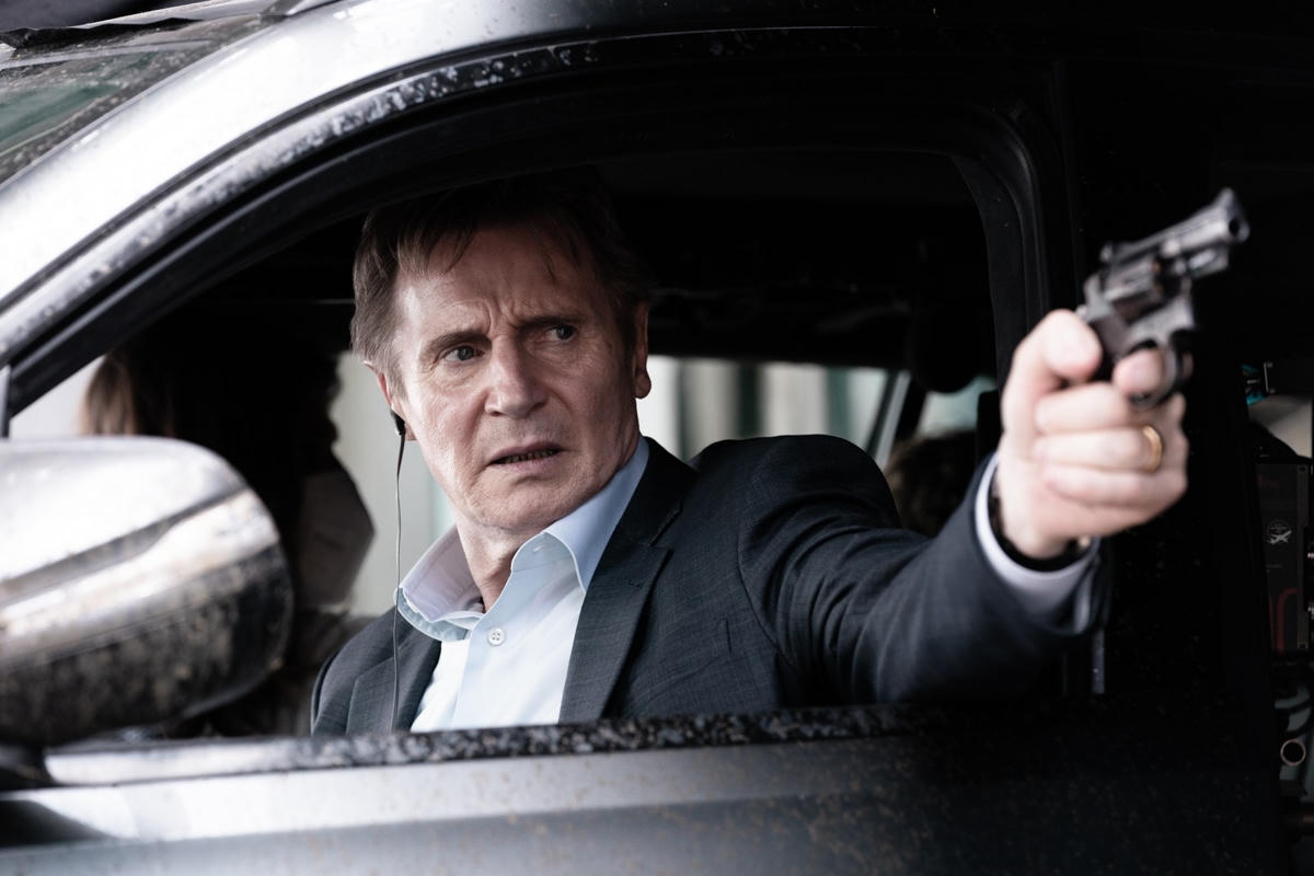Phim là cuộc rượt đuổi của Matt Turner - nam chính do tài tử Liam Neeson thủ vai. 