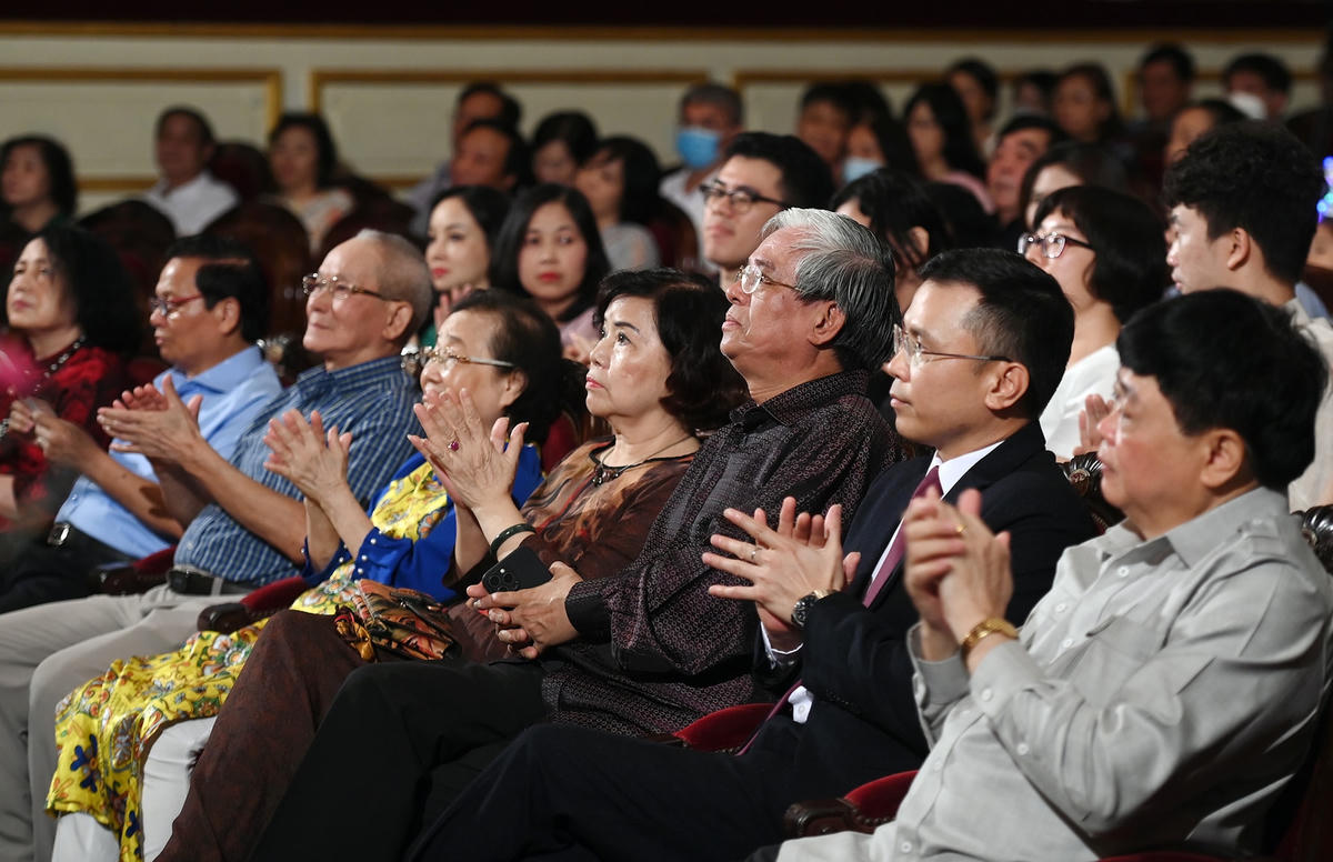 Khách mời tham dự chương trình.