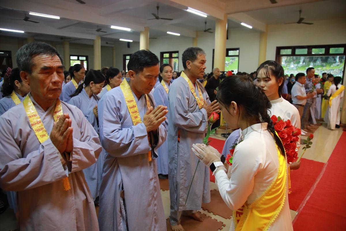 Có nhiều hoạt động diễn ra từ ngày 1/7 âm lịch để hướng về ngày lễ chính 15/7 âm lịch. Ảnh: ST. 