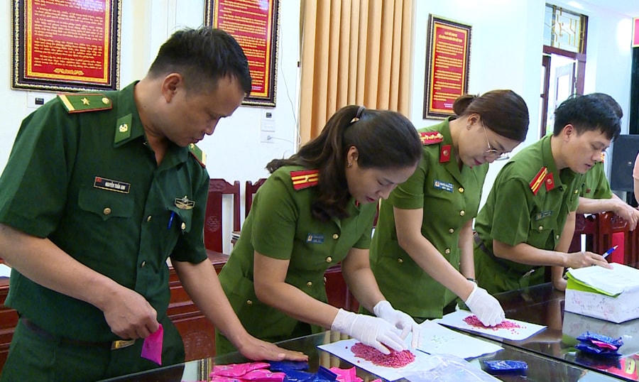 Số ma túy bị Công an thu giữ.