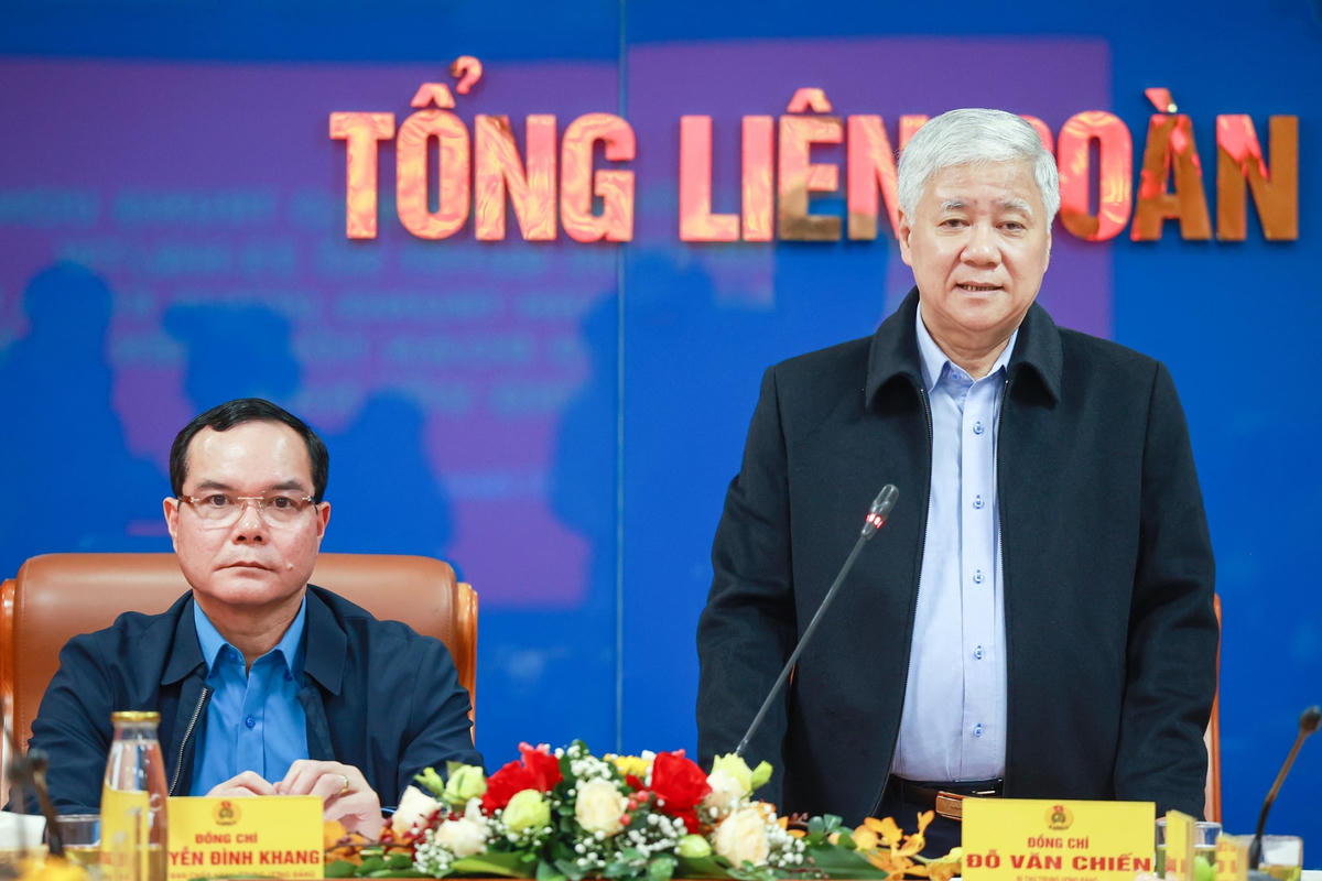 Bí thư Trung ương Đảng, Chủ tịch UBTƯ MTTQ Việt Nam Đỗ Văn Chiến phát biểu tại cuộc làm việc. Ảnh: Quang Vinh.