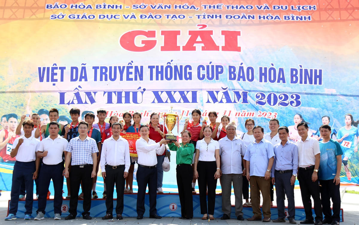 6 bộ huy chương đã được Ban tổ chức trao cho các vận động viên ở các nội dung thi đấu.