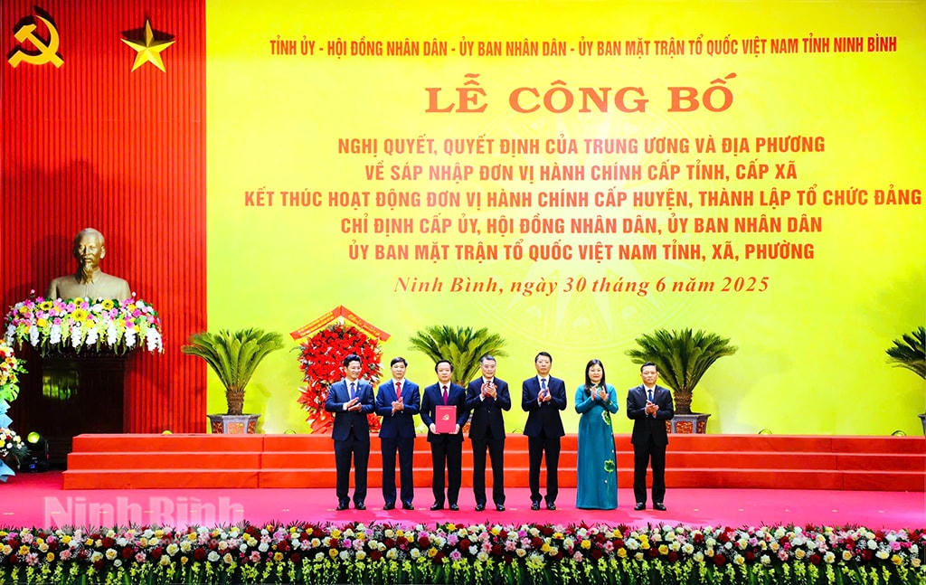 Ông Phạm Quang Ngọc, Chủ tịch UBND tỉnh Ninh Bình cũ được chỉ định giữ chức Chủ tịch UBND tỉnh Ninh Bình mới, nhiệm kỳ 2021 - 2026. Ảnh: BNB