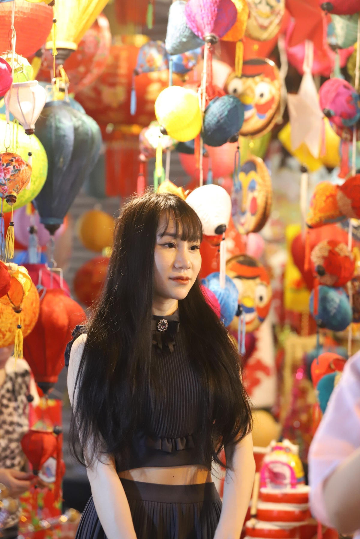 Đa phần là giới trẻ đi chơi dịp Trung thu.