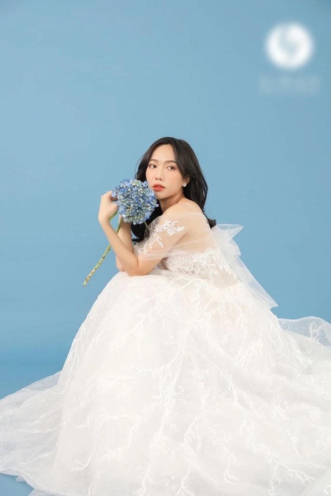 Ảnh cưới hiếm hoi của Diệu Nhi. Ảnh: MXH. 