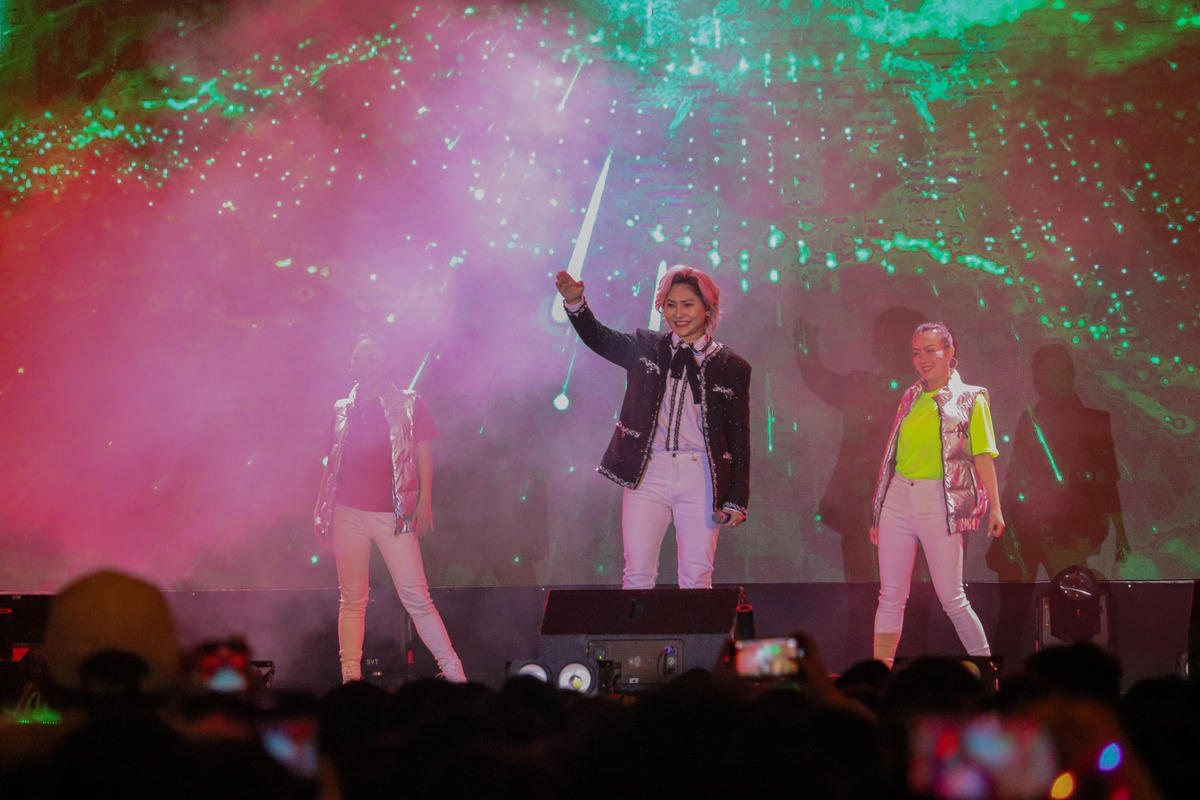 Phong Nha Countdown Party 2023 là chương trình văn hóa, du lịch chào đón năm mới thường niên dành cho khách du lịch và người dân Quảng Bình và các tỉnh lân cận được tổ chức tại thị trấn Phong Nha (huyện Bố Trạch, tỉnh Quảng Bình), trung tâm của di sản thiên nhiên thế giới Phong Nha – Kẻ Bàng nhằm tạo ra sự kiện thường kỳ với những hoạt động sôi nổi, hấp dẫn, thu hút nhiều khách du lịch trong và ngoài nước đến với Quảng Bình