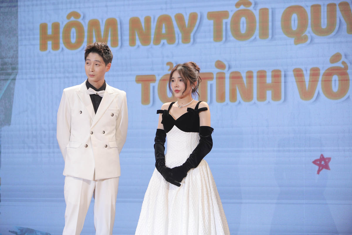 Lê Đức và Luna từng làm chung công ty nhưng không nhận ra mình có tình cảm với Luna từ lúc nào. Ảnh: Perfect Universe.