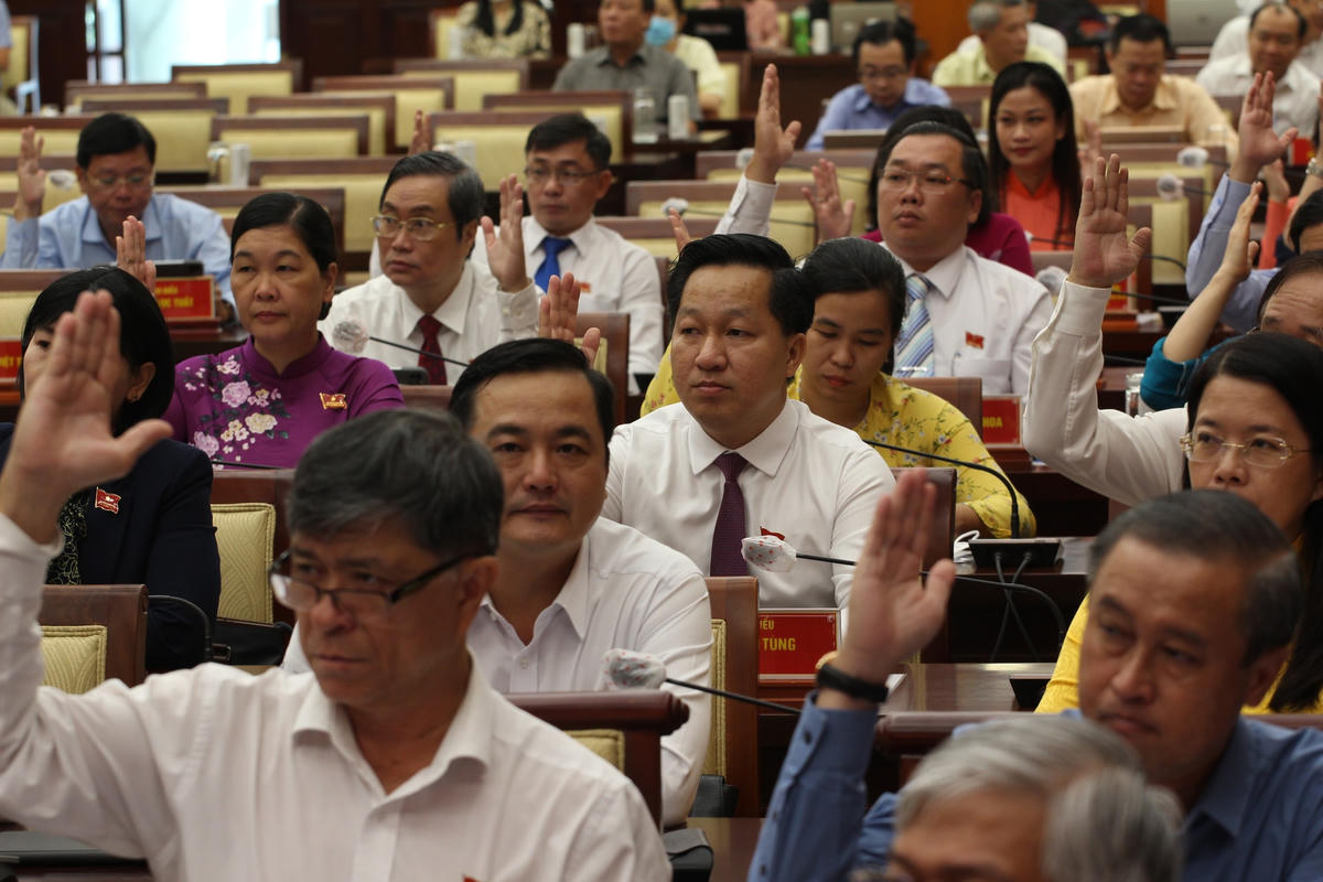 Đại biểu tham dự kỳ họp thứ bảy - kỳ hop chuyên đề 