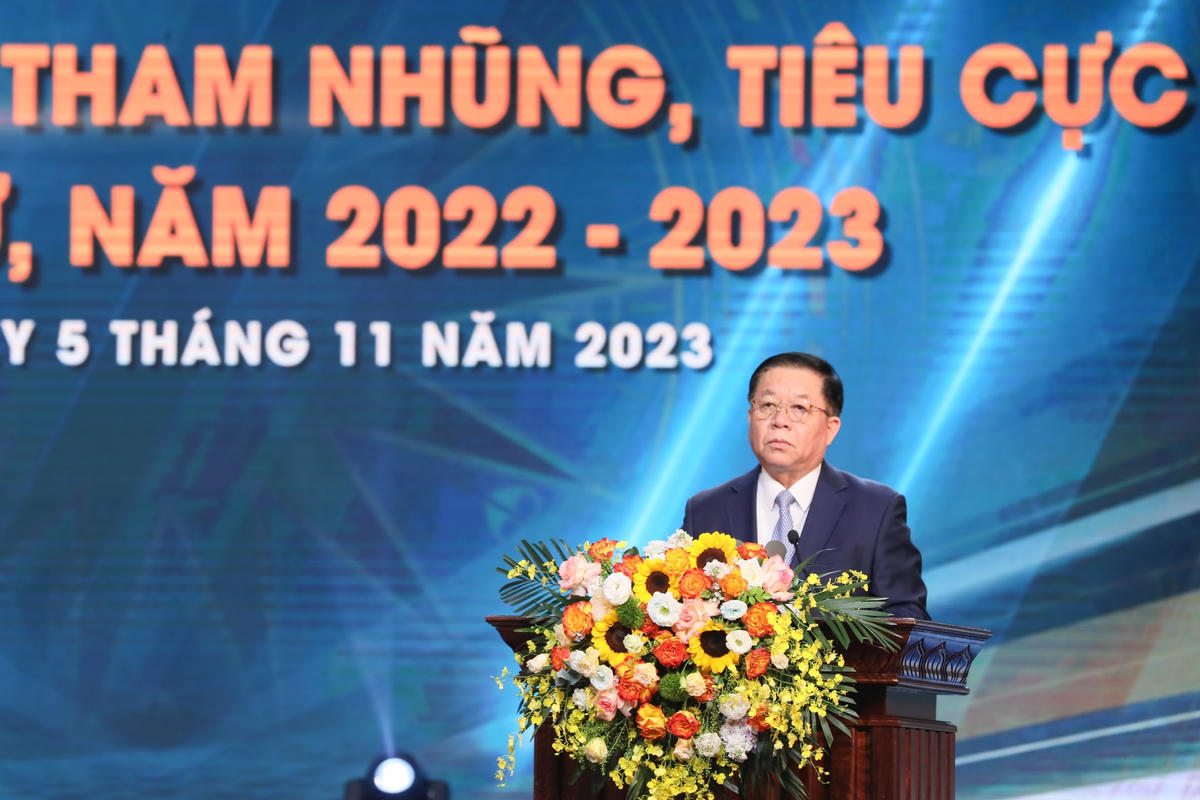 Trưởng ban Tuyên giáo Trung ương Nguyễn Trọng Nghĩa phát biểu tại Lễ trao giải. Ảnh: Quang Vinh.