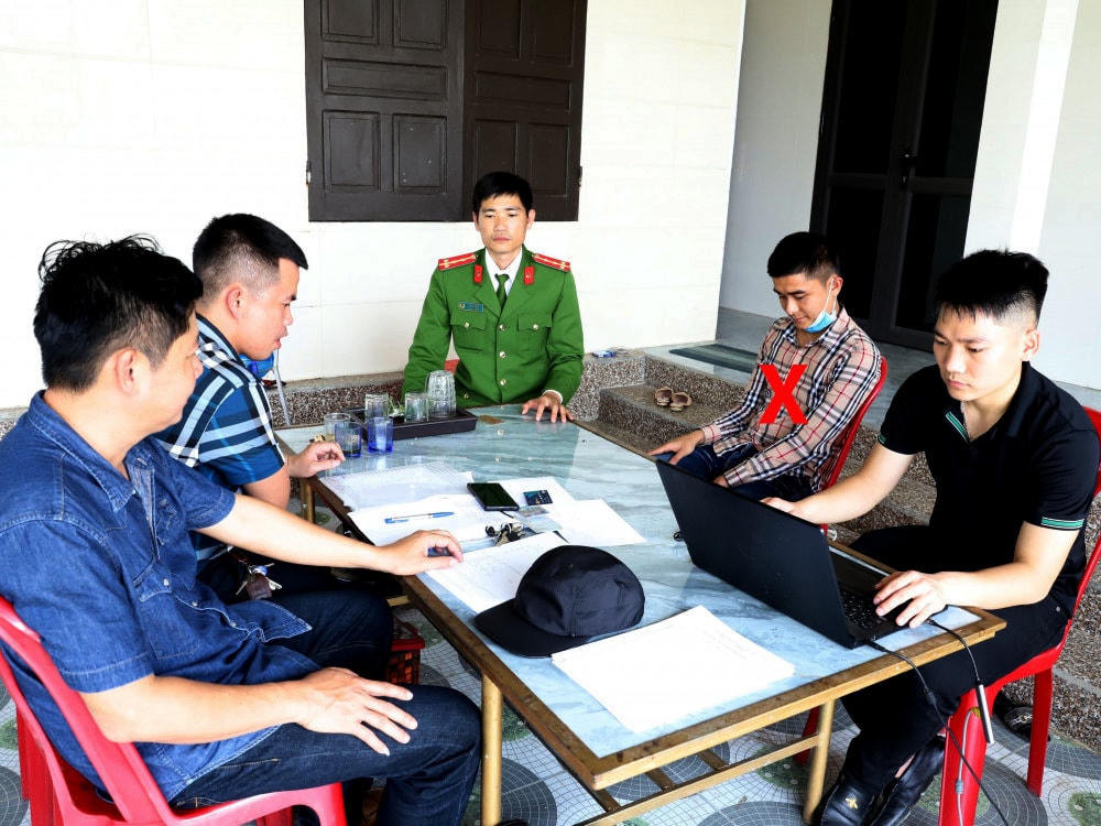 Đối tượng Đặng Thế Khánh (dấu x).