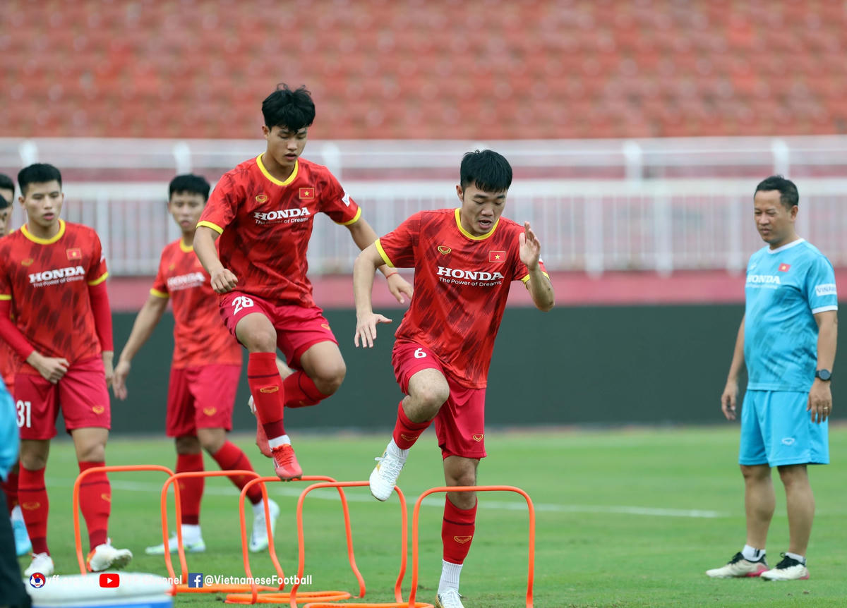 Đội tuyển Việt Nam tích cực tập luyện. Ảnh: Tuấn Hữu.