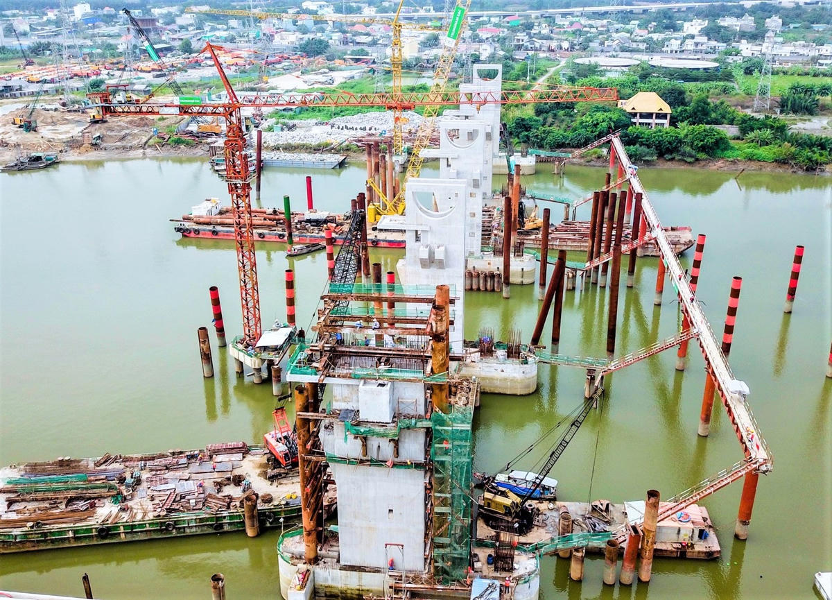 Siêu dự án chống ngập 10.000 tỷ đồng tại TP HCM đã trễ hẹn qua năm thứ 4 liên tiếp.