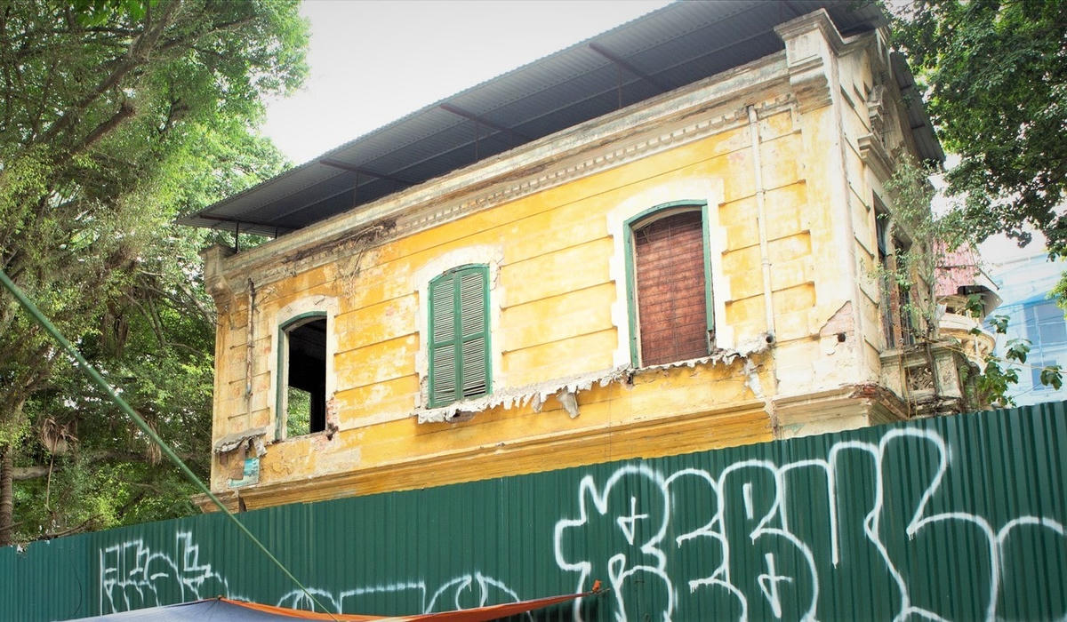 Nhiều biệt thự cổ tại trung tâm TPHCM phải tháo dỡ đáng tiếc do thiếu giải pháp bảo tồn.