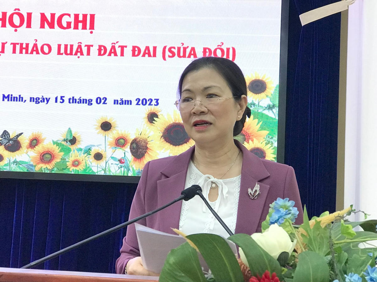 Phó Chủ tịch UBTƯ MTTQ Việt Nam Trương Thị Ngọc Ánh phát biểu tại hội nghị.