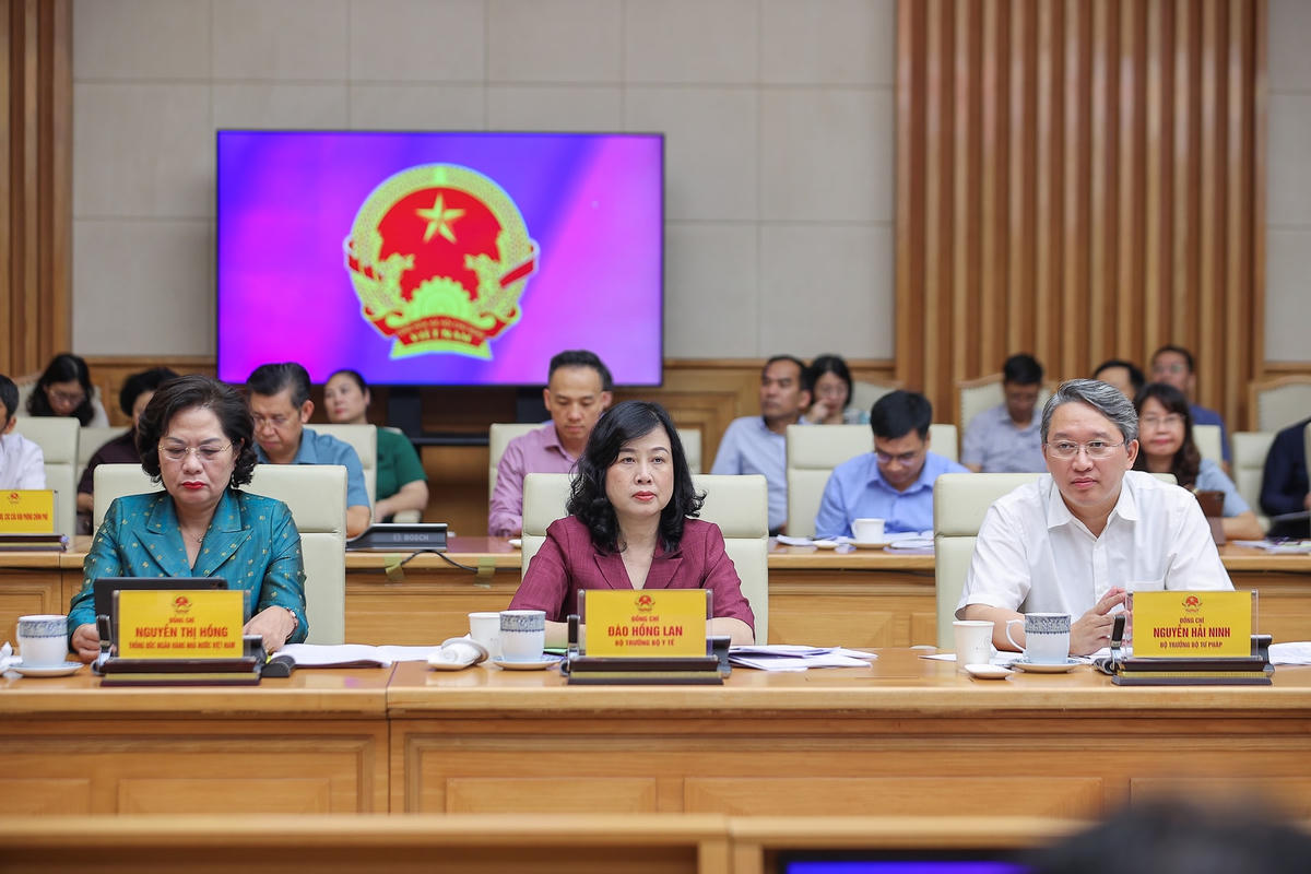 Chính phủ sẽ họp hằng tuần đến khi chính quyền địa phương 2 cấp vận hành thông suốt, trơn tru, toàn diện- Ảnh 9. Chính phủ sẽ họp hằng tuần đến khi chính quyền địa phương 2 cấp vận hành thông suốt, trơn tru, toàn diện- Ảnh 9.