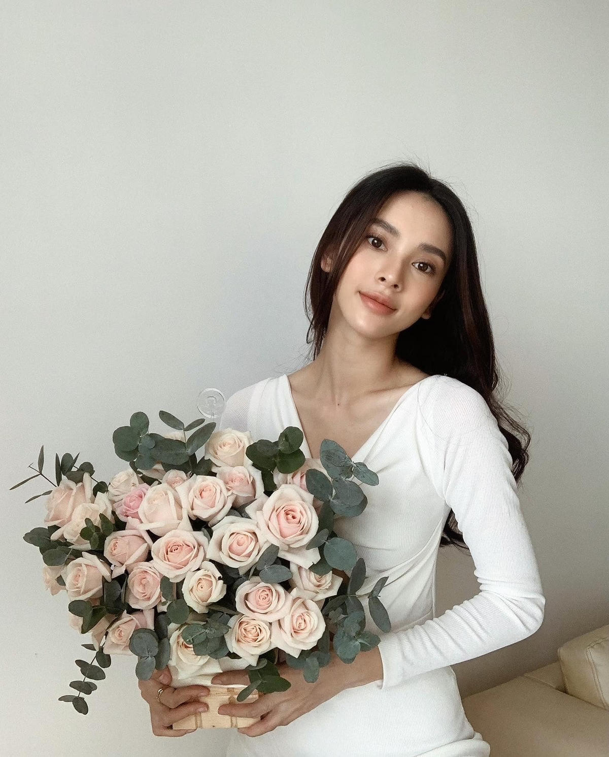 Thời điểm hiện tại, Quỳnh Lương tập trung cho công việc và gia đình. 