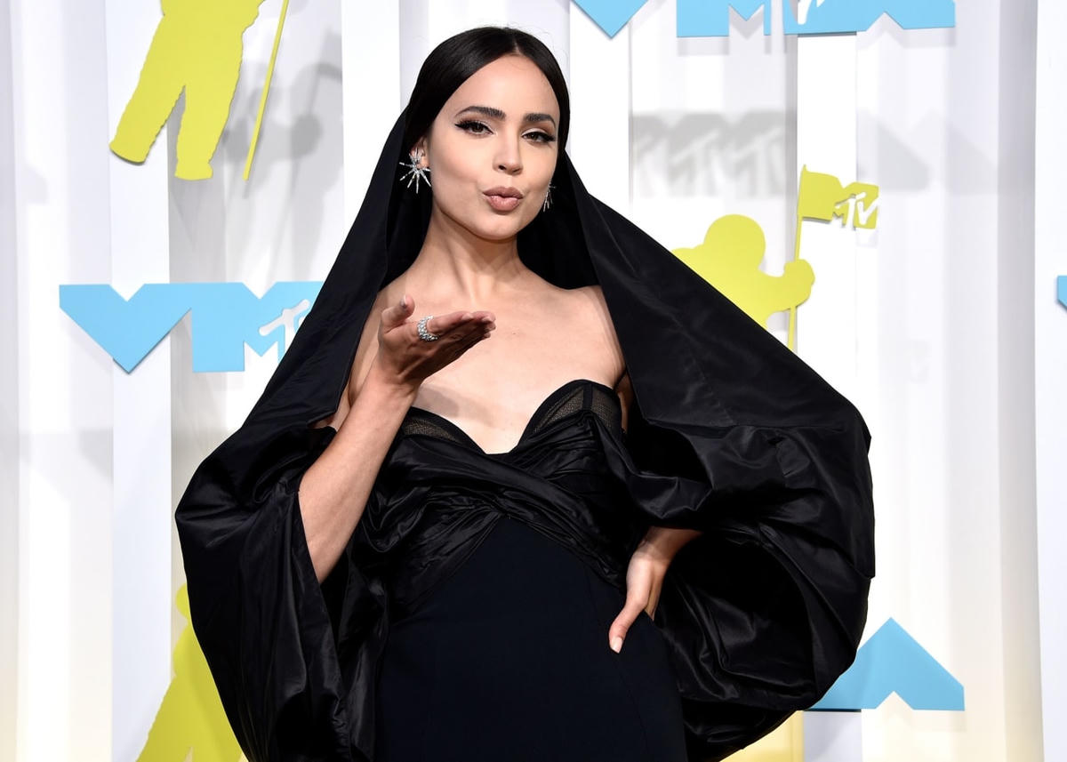 Sofia Carson. Ảnh: CNN