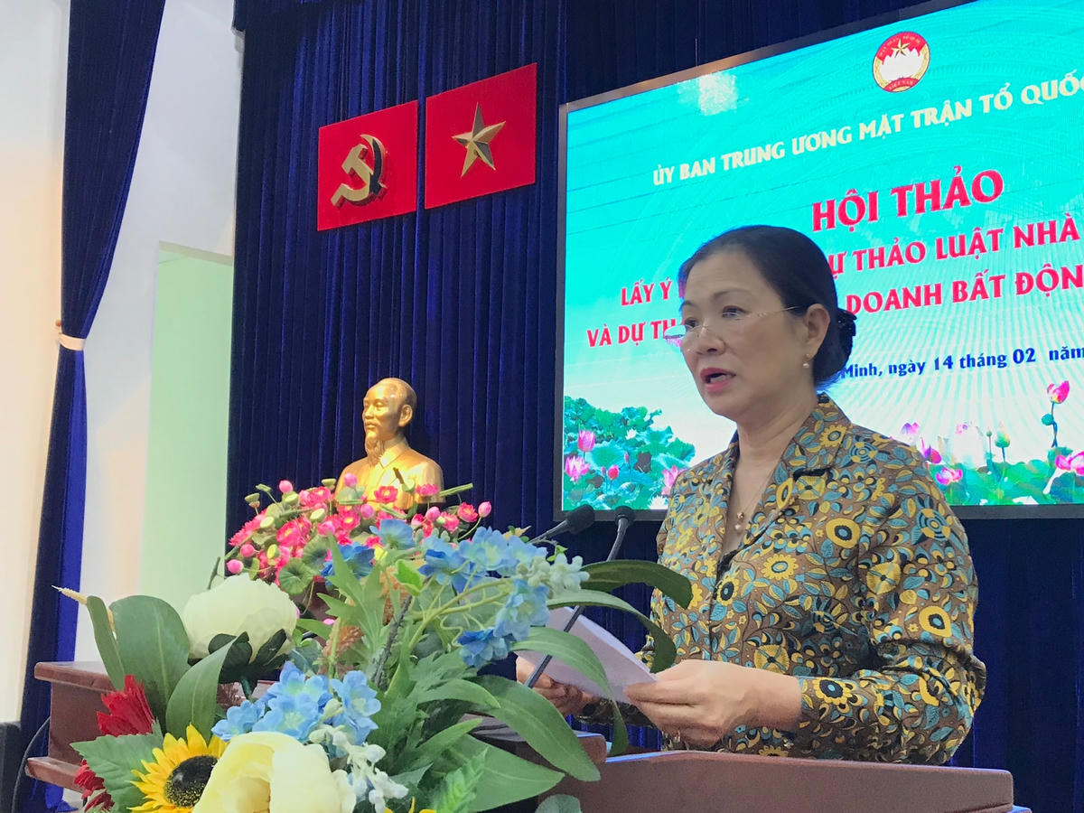 Phó Chủ tịch UBTƯ MTTQ Việt Nam Trương Thị Ngọc Ánh phát biểu tại hội nghị.