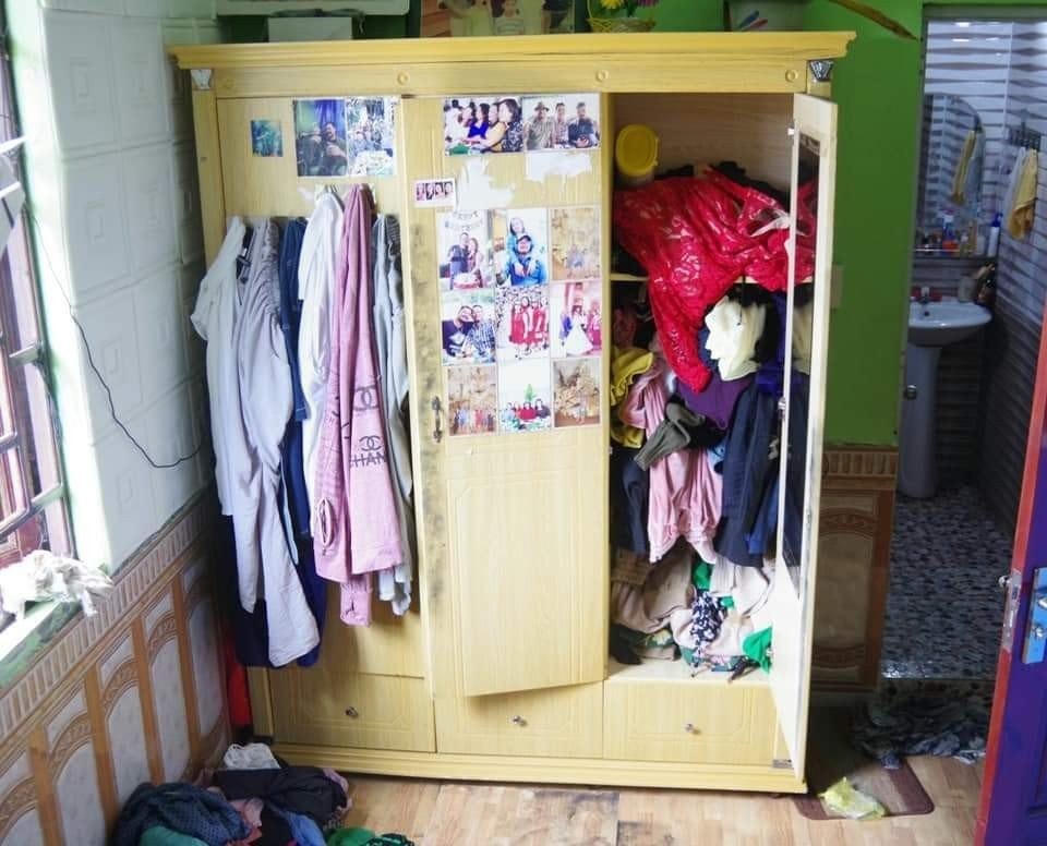 Tủ quần áo được bà N. tạo hiện trường giả báo mất trộm. Ảnh: C.A.C.C.
