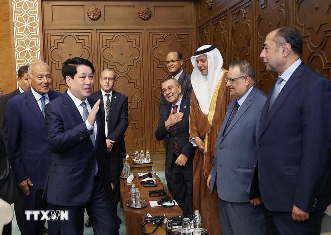 ttxvn-chu-tich-nuoc-luong-cuong-phat-bieu-chinh-sach-tai-lien-doan-arab-0408-10.jpg
