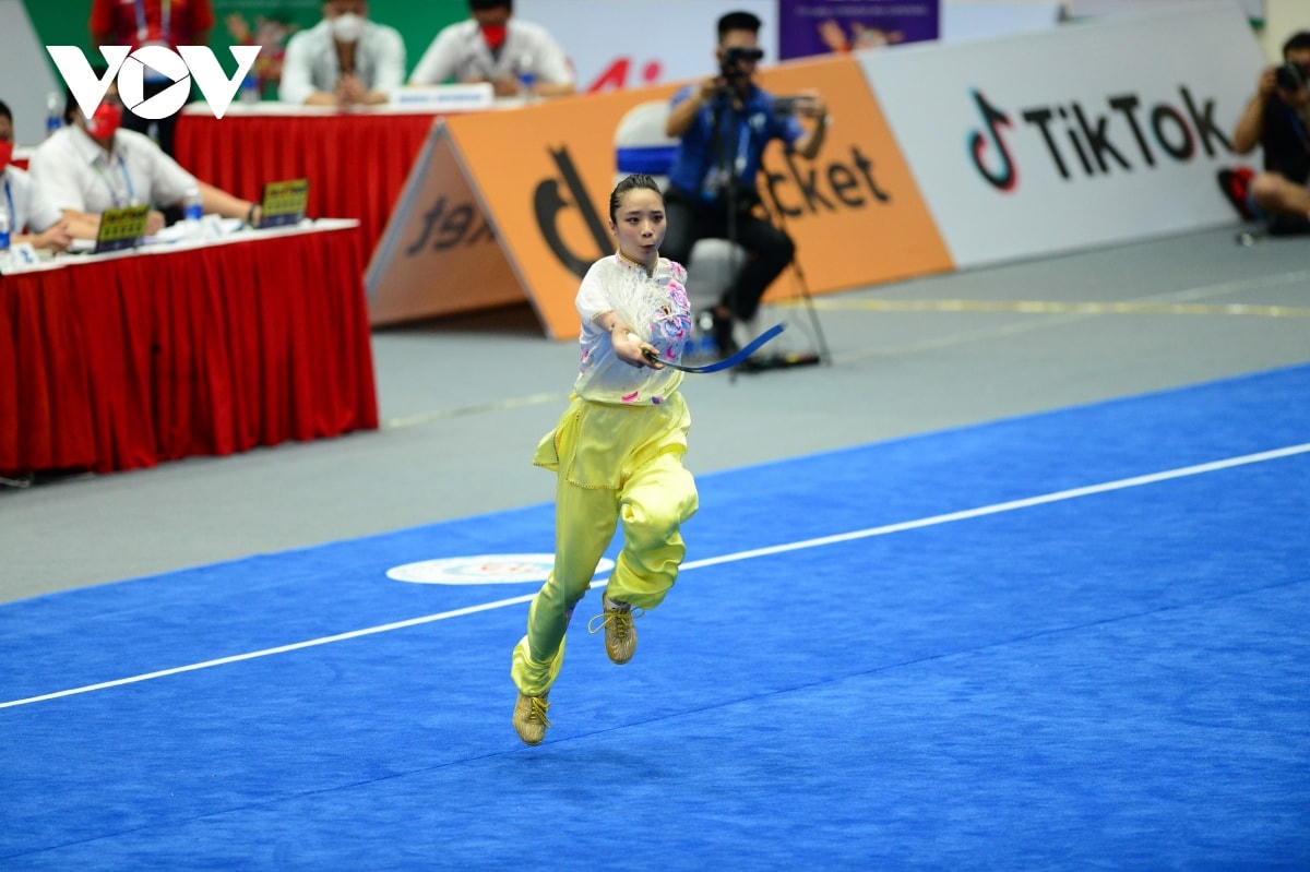 Niềm hy vọng vàng của Wushu Việt Nam đặt vào Dương Thúy Vi ở nội dung kiếm thuật nữ. Ảnh: VOV.
