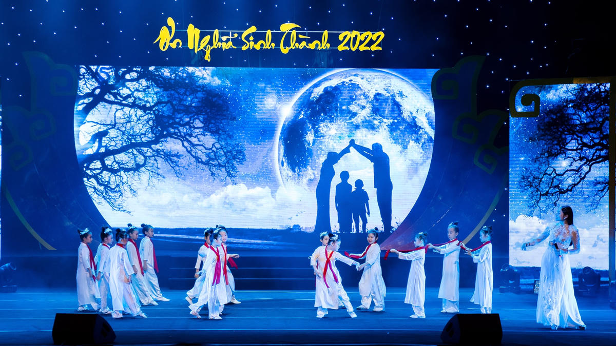 "Ơn nghĩa sinh thành" quy tụ nhiều nghệ sĩ nổi tiếng.