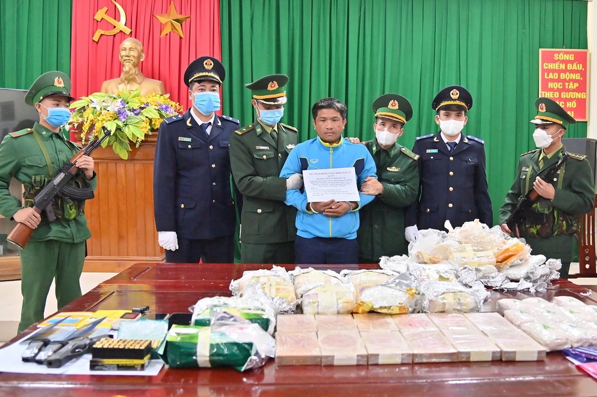 3doi-tuong-kong-vang-xiong-cung-tang-vat-edited-1703220554504.png