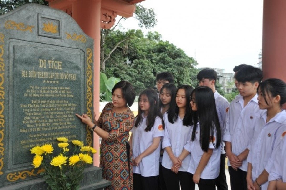 Học Lịch sử ở Bảo tàng, di tích lịch sử giúp học sinh dễ ghi nhớ hơn. Ảnh: TL