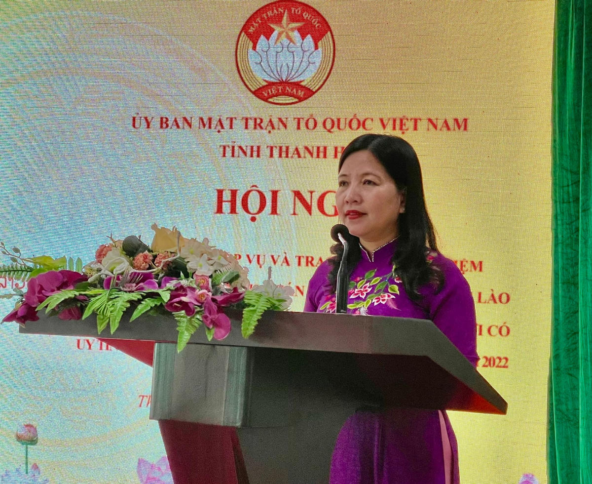 Phát biểu khai mạc hội nghị, bà Phạm Thị Thanh Thủy, Chủ tịch Uỷ ban MTTQ Việt Nam, Trưởng ban Dân vận tỉnh Thanh Hóa bày tỏ niềm vui mừng, phấn khởi chào đón Đoàn đại biểu Mặt trận Lào xây dựng đất nước tỉnh Hủa Phăn sang thăm, tập huấn nghiệp vụ và trao đổi kinh nghiệm công tác Mặt trận tại tỉnh Thanh Hóa.