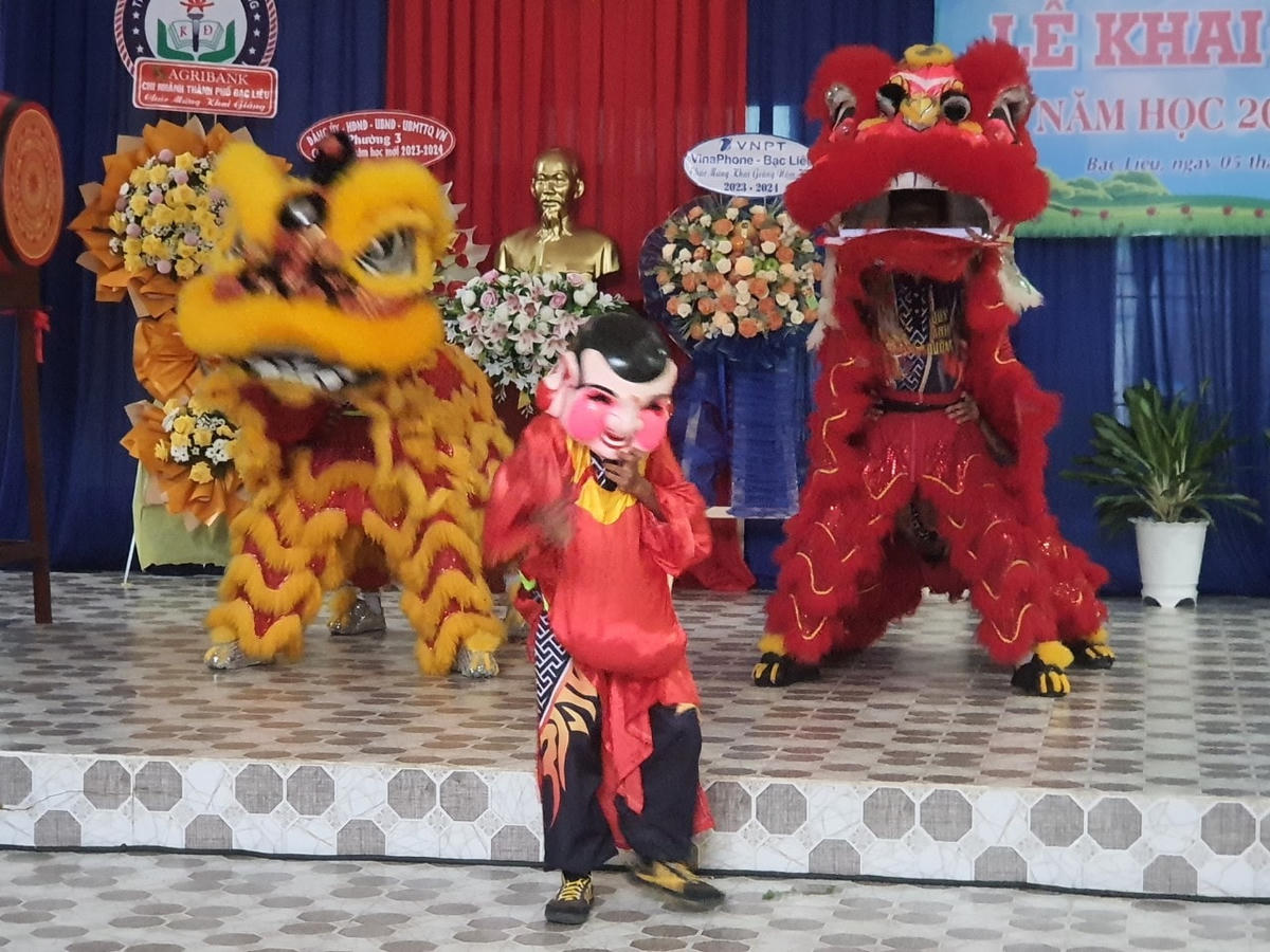 Bạc Liêu: Gần 160 ngàn học sinh nô nức dự lễ khai giảng năm học mới