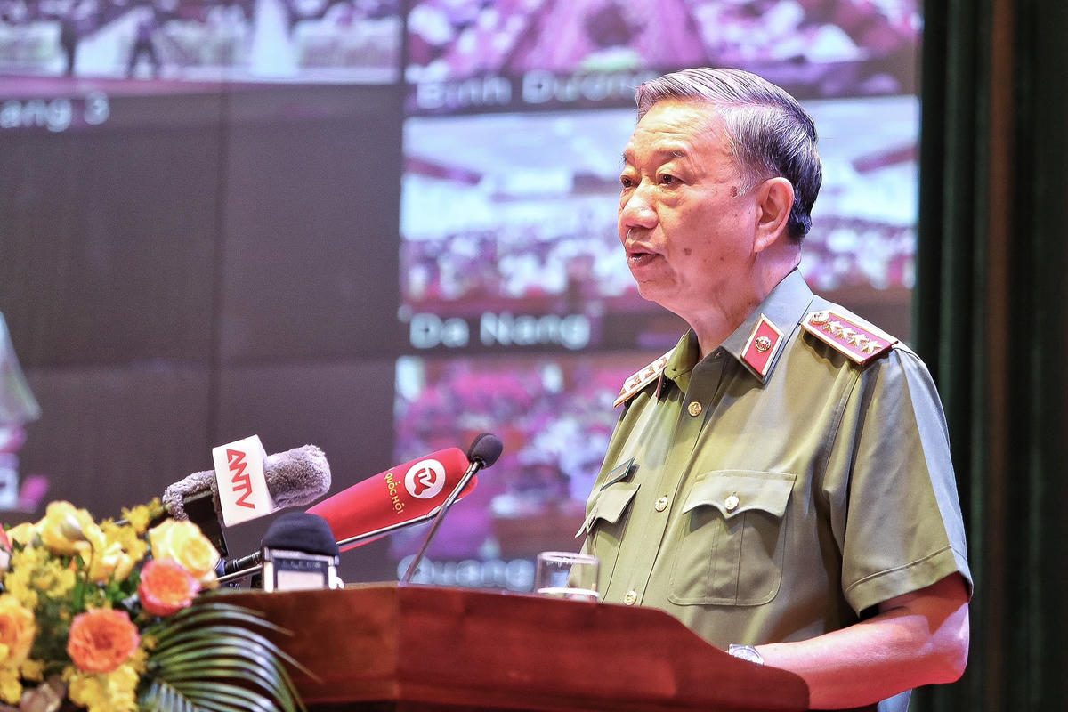 Đại tướng Tô Lâm, Ủy viên Bộ Chính trị, Bộ trưởng Bộ Công an phát biểu khai mạc hội nghị.