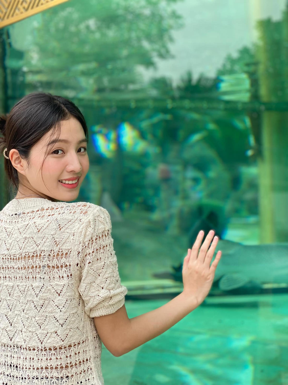 Nhiều khán giả bình luận, Bích Ngọc có một vẻ đẹp trong trẻo, dễ chịu. Cô thích hợp với những vai diễn ngây thơ, trong sáng.