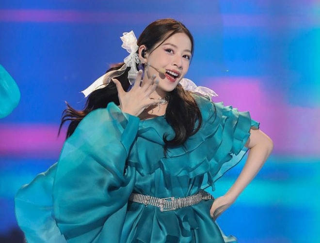 Việc bất đồng ngôn ngữ khiến giọng ca "Anh ơi ở lại" gặp khó khăn khi tập luyện.