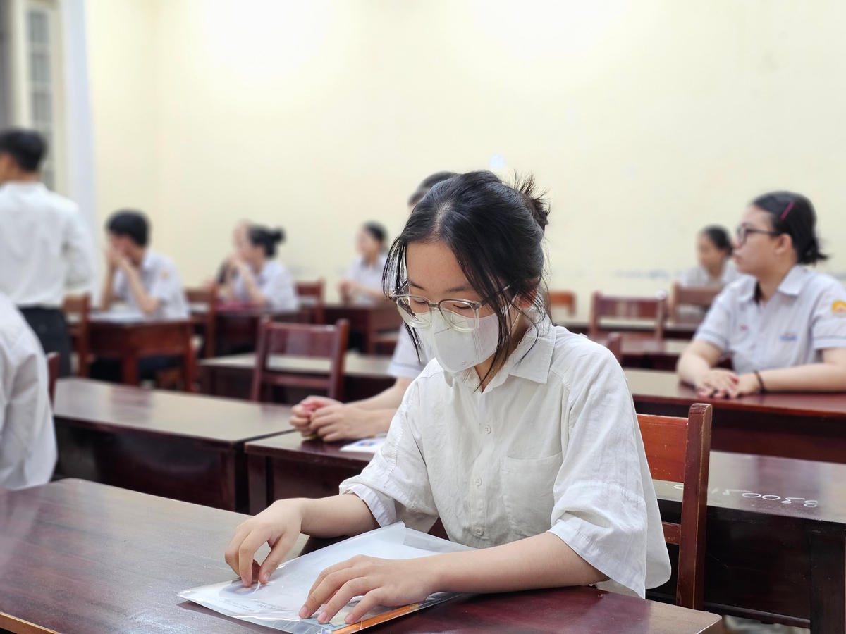 Hơn 13.000 thí sinh tại Thừa Thiên - Huế dự thi môn Ngữ văn.