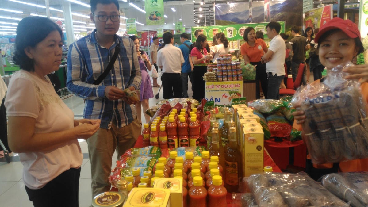 Hàng Việt vào thị trường Thái.