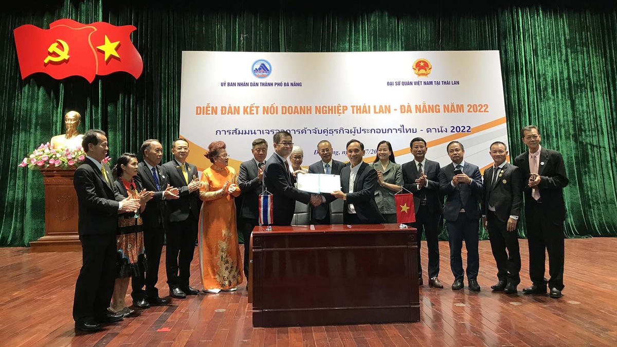 Ký kết Bản ghi nhớ hợp tác giữa Hiệp hội doanh nhân Thái Lan - Việt Nam và Hiệp hội doanh nghiệp trẻ thành phố Đà Nẵng.  