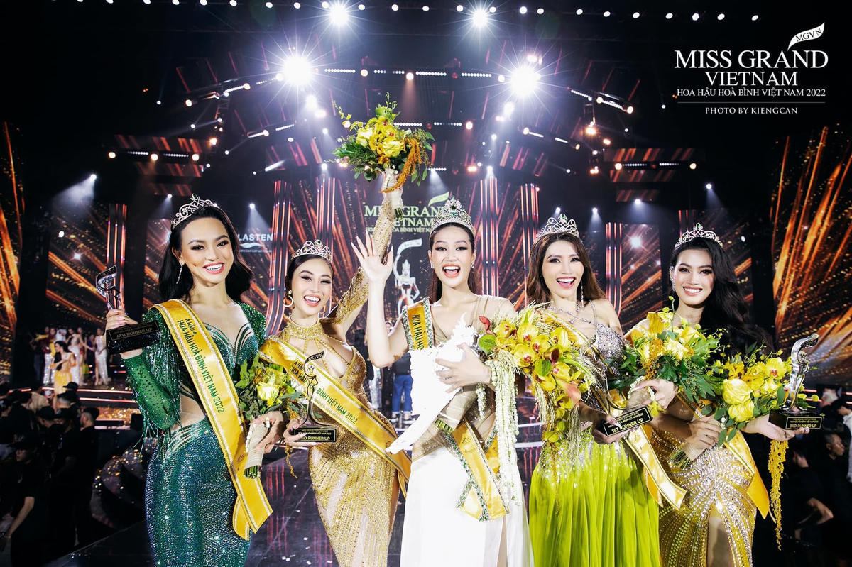 Miss Grand Vietnam do Công ty Sen Vàng tổ chức.
