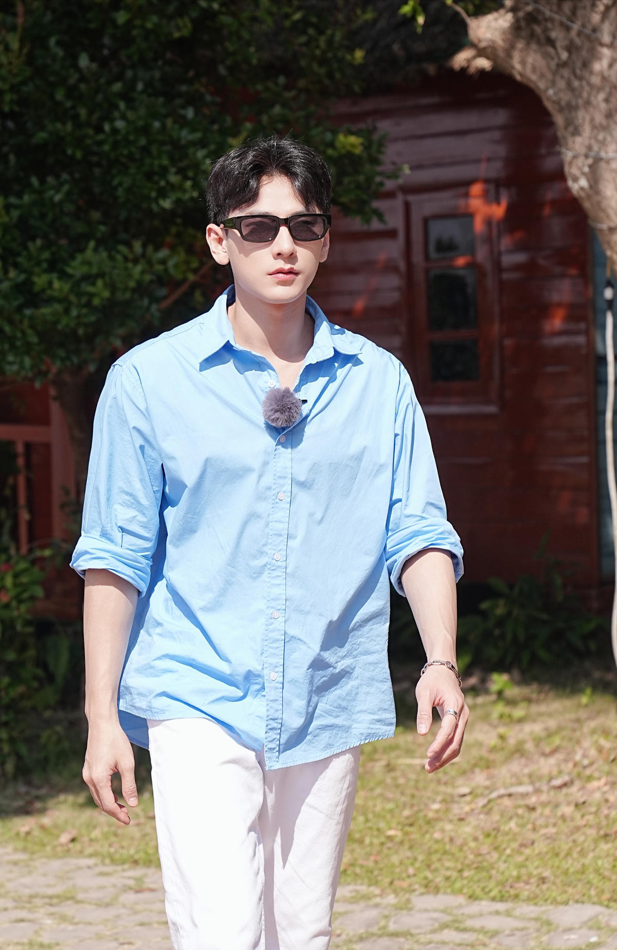 Isaac lần đầu tham gia gameshow thực tế về âm nhạc...