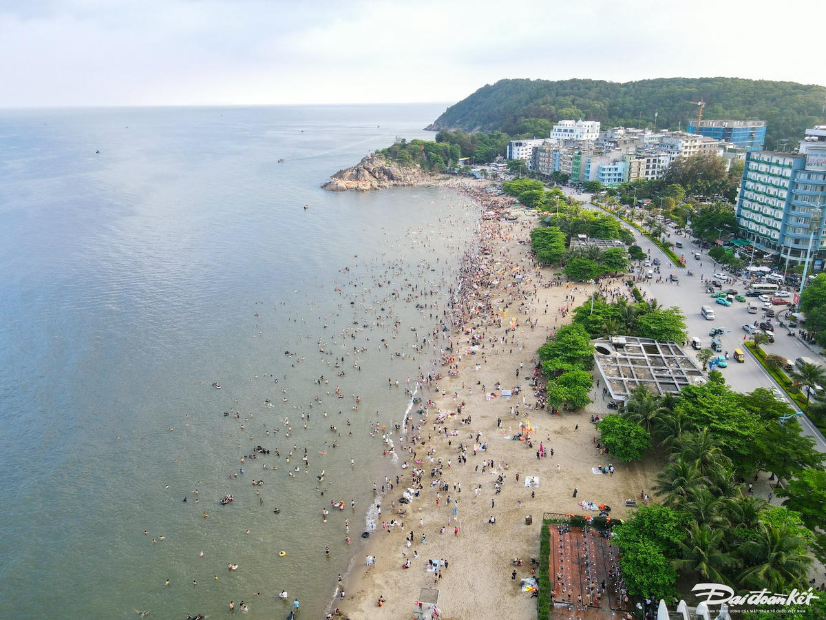 dji_fly_20250501_170806_259_1746094400685_photo.jpg