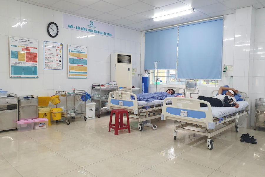 Đà Nẵng: Ngộ độc thực phẩm tập thể, 24 du khách phải nhập viện