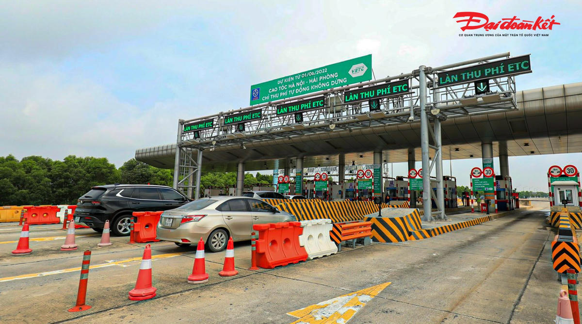 Các phương tiện di chuyển thuận lợi.